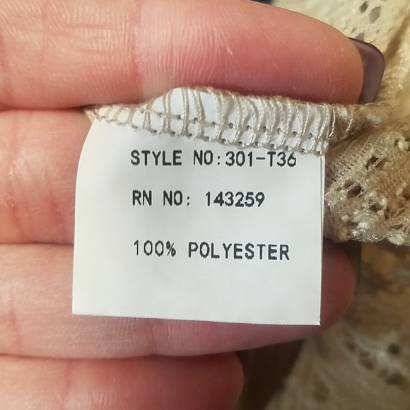 NWT Lace Vest - Picture 8 of 8